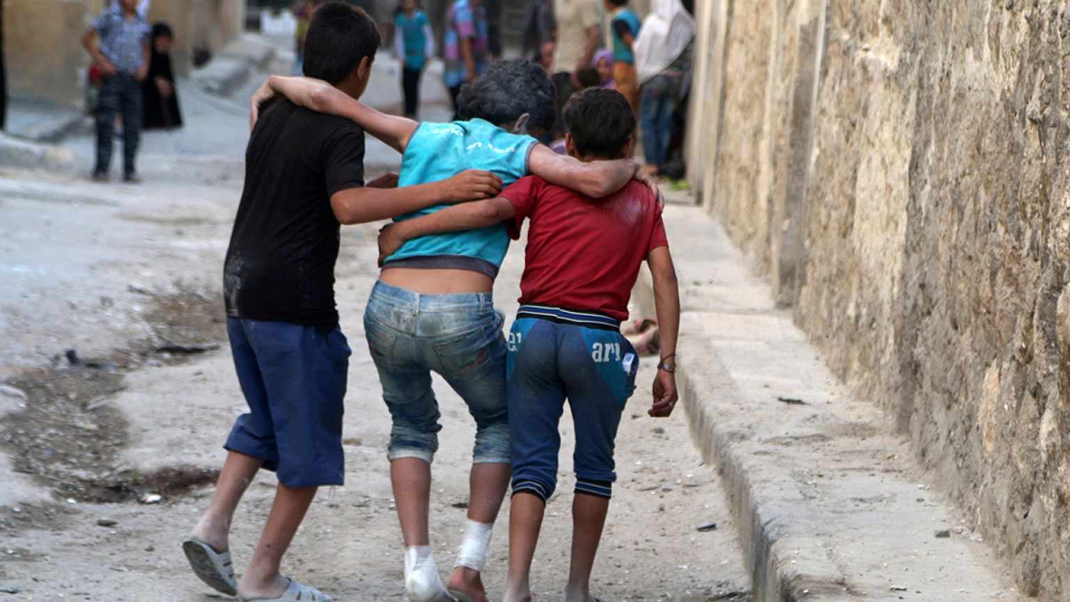 Kämpfe um Aleppo: Russische Quellen melden Offensiven von Regierungsgegnern und türkischen Soldaten