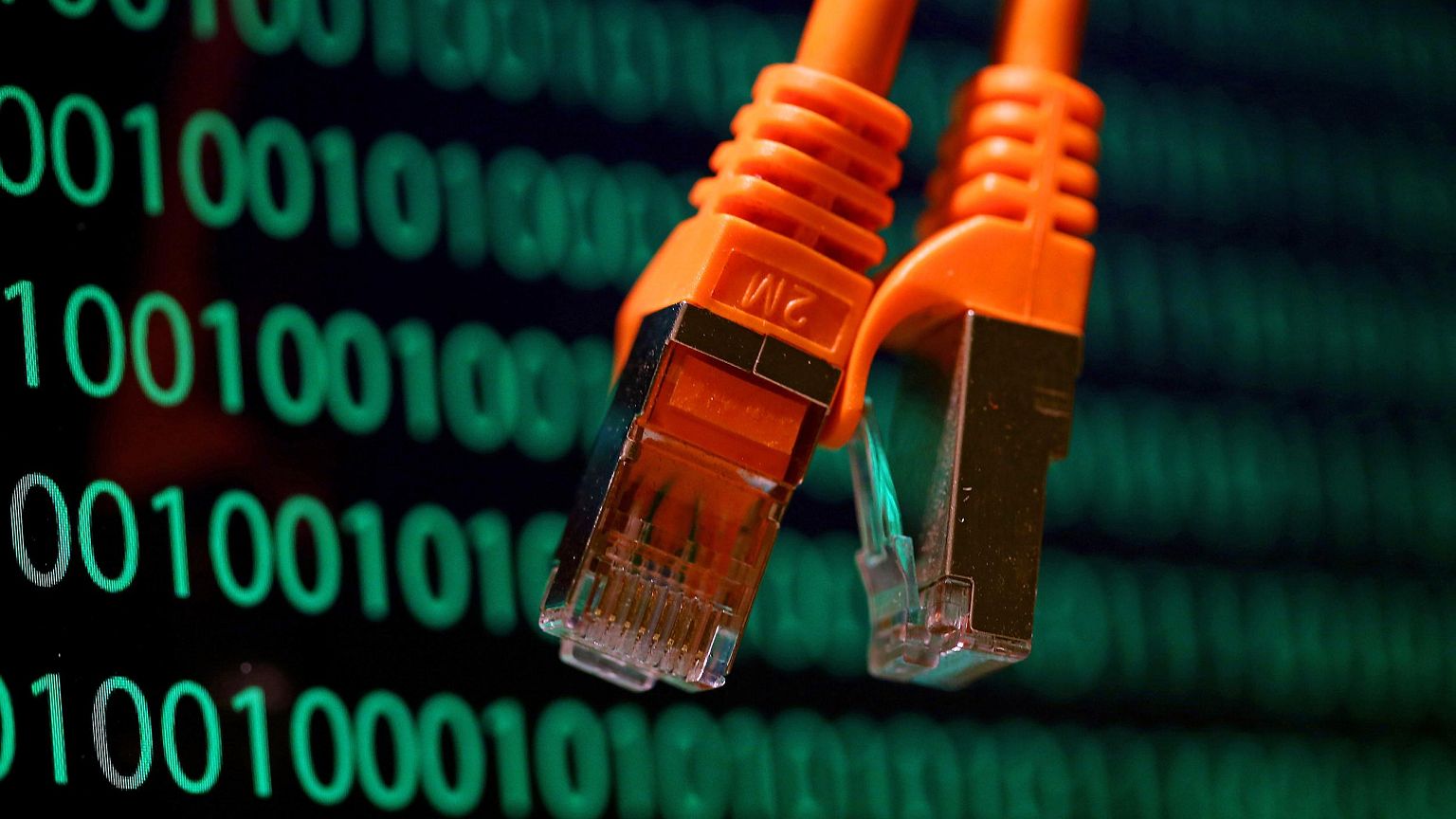 Governor signs bill to restore net neutrality in California