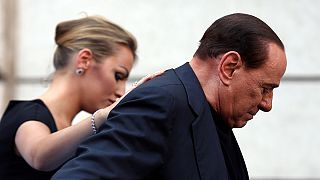 Berlusconi hastaneye kaldırıldı