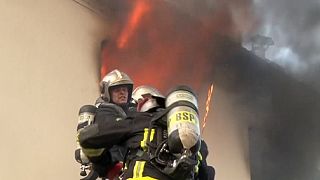 Deadly apartment block fire in Paris