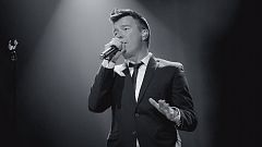 Ach, die späten 80er... Rick Astley meldet sich zurück!