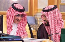 السعودية تقر خطة تنويع مصادر الطاقة