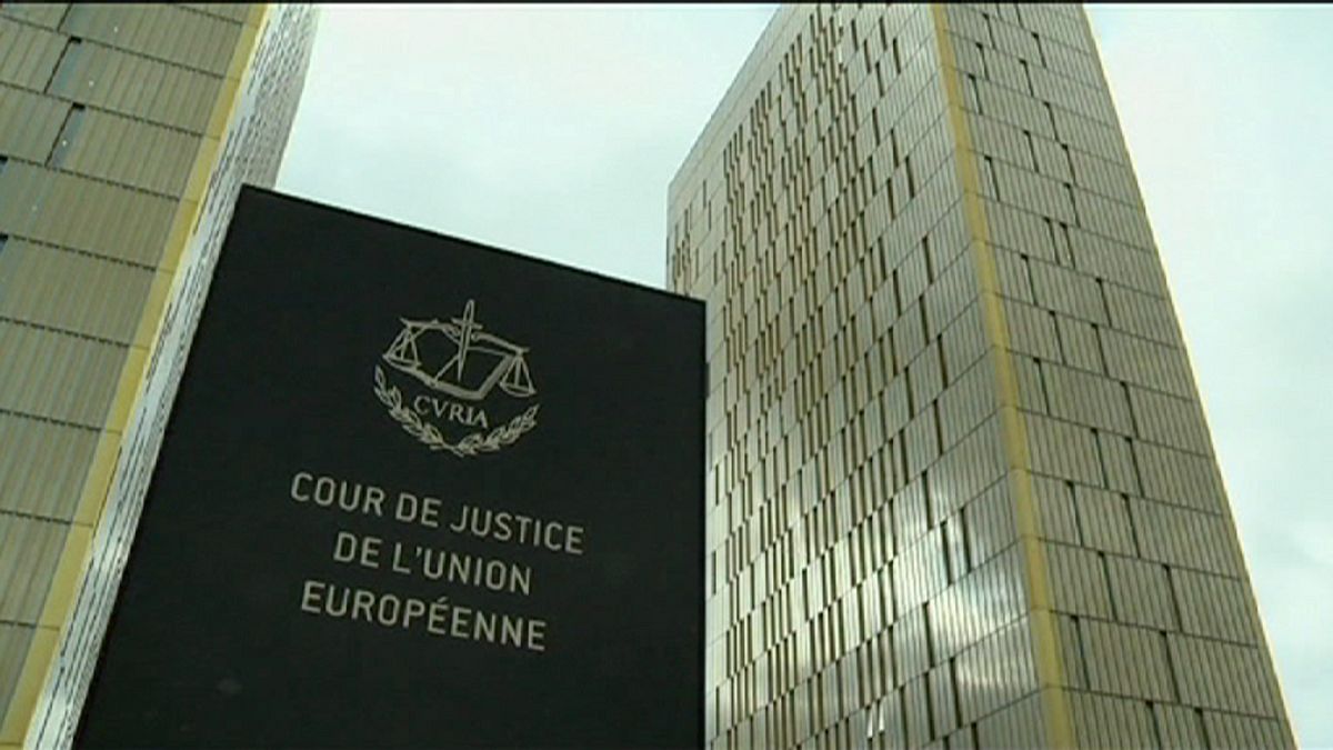 Европейский суд: "нелегалов" нельзя лишать свободы