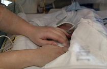 Lisbona: bimbo nasce da madre cerebralmente morta