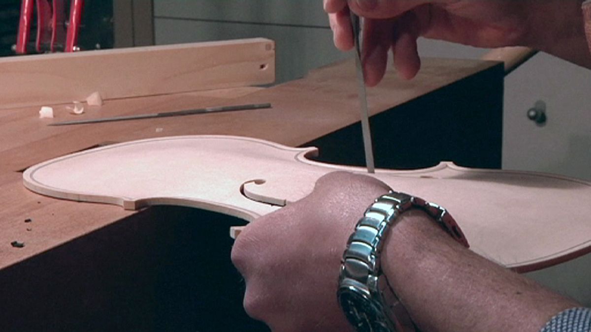 Η κατασκευή βιολιών ανθεί στην Ιταλία
