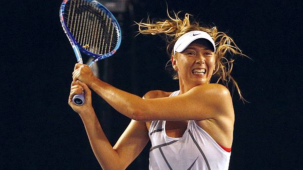 Nike ve Head men cezası alan Sharapova'ya sponsorluğa devam edecek Nike ve Head men cezası alan Sharapova'ya sponsorluğa devam edecek