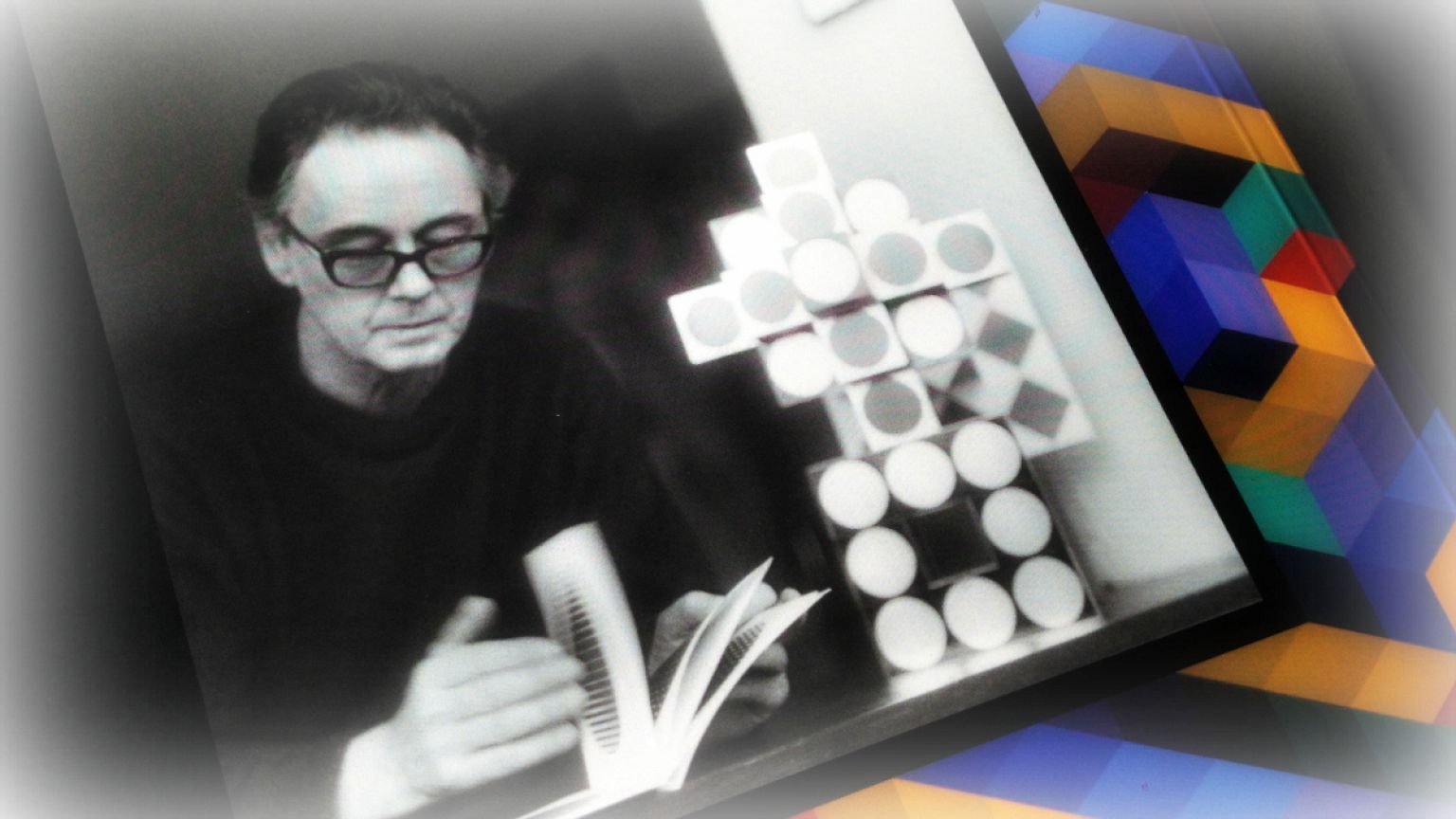 Ingyenes programokkal zár a Vasarely-tárlat Budapesten