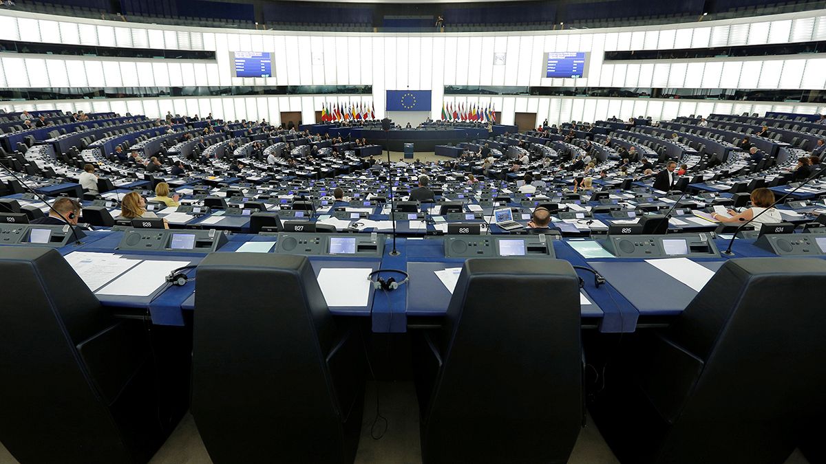 Το Ευρωκοινοβούλιο επέκρινε την άρση ασυλίας 138 Τούρκων βουλευτών