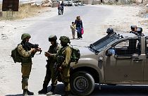 Israel incrementa su presencia militar en Cisjordania tras el atentado de Tel Aviv