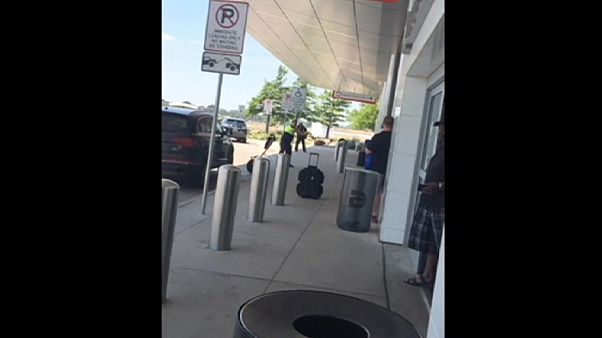 Un herido en el tiroteo de Dallas, EE.UU. Un herido en el tiroteo de Dallas, EE.UU.