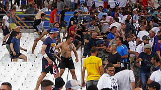 Euro 2016: Marsilya'da holigan şiddeti durmuyor