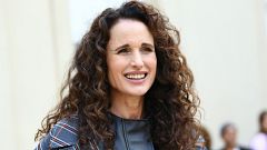Andie Macdowell L'Oreal Paris Fashion Week Show