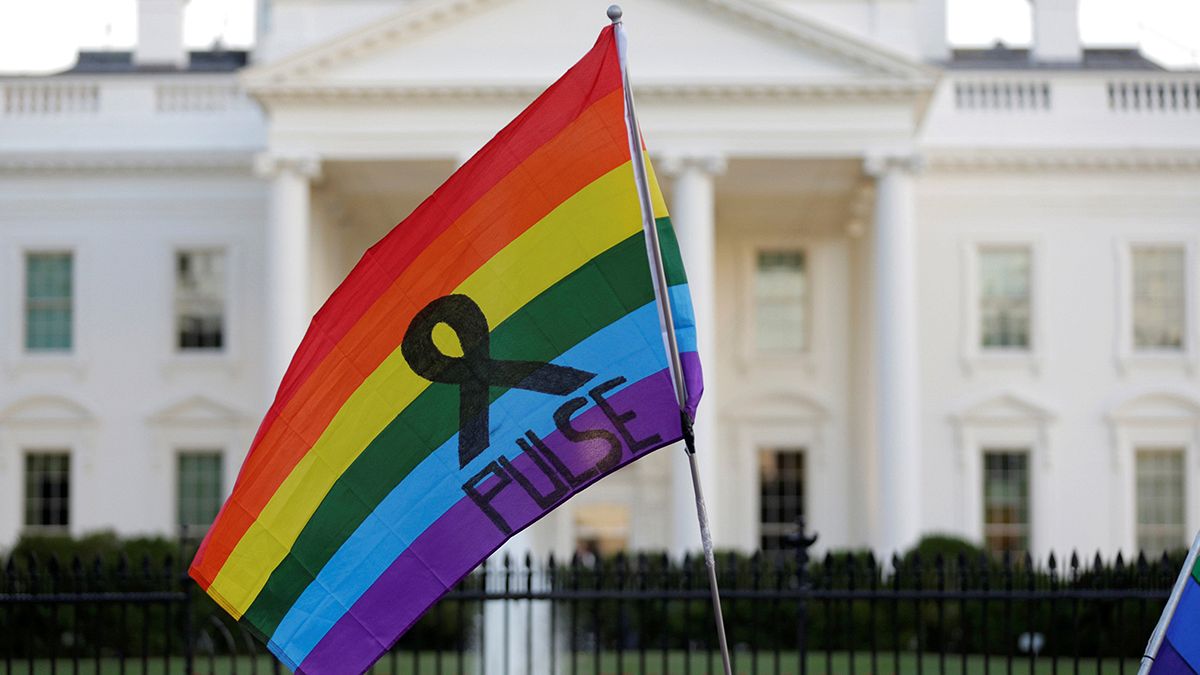 Manifestations de solidarité LGBT aux Etats-Unis et partout dans le monde
