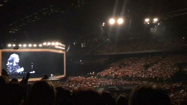 Orlando: la dedica di Adele Orlando: la dedica di Adele