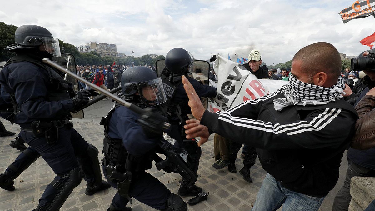 França: Violência volta a Paris por causa da contestação à nova lei laboral