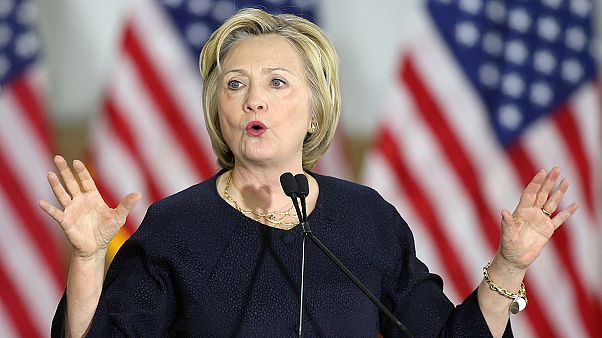 Hillary Clinton remporte la dernière primaire démocrate et rencontre Sanders Hillary Clinton remporte la dernière primaire démocrate et rencontre Sanders