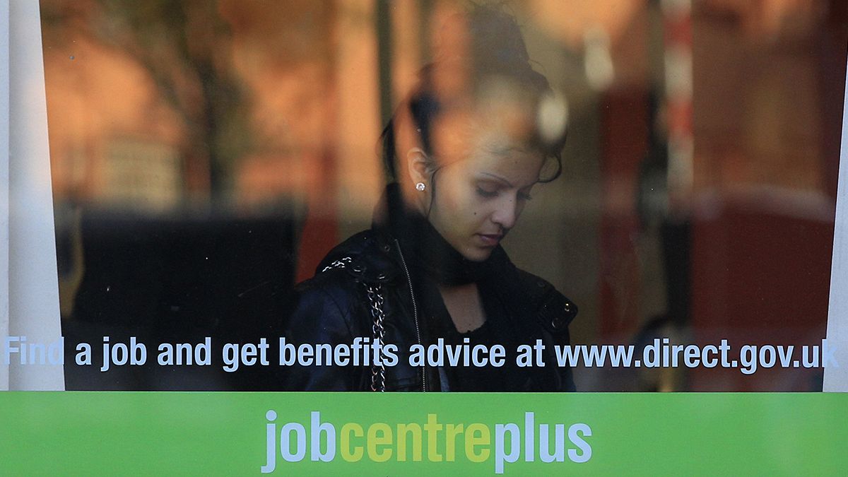 Brexit: Desemprego no Reino Unido cai para 5%