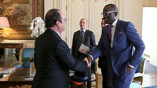 Alain Mabanckou reçu par François Hollande
