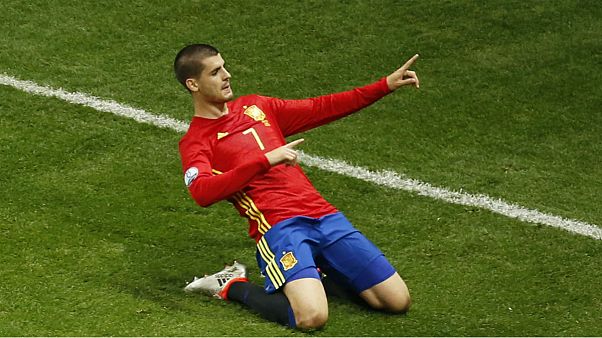 Spanien und Italien im Achtelfinale der Europameisterschaft Spanien und Italien im Achtelfinale der Europameisterschaft