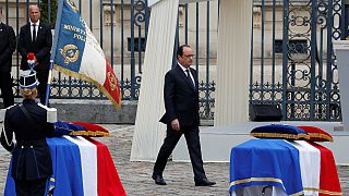 Hollande pays tribute to police couple murdered in terror attack
