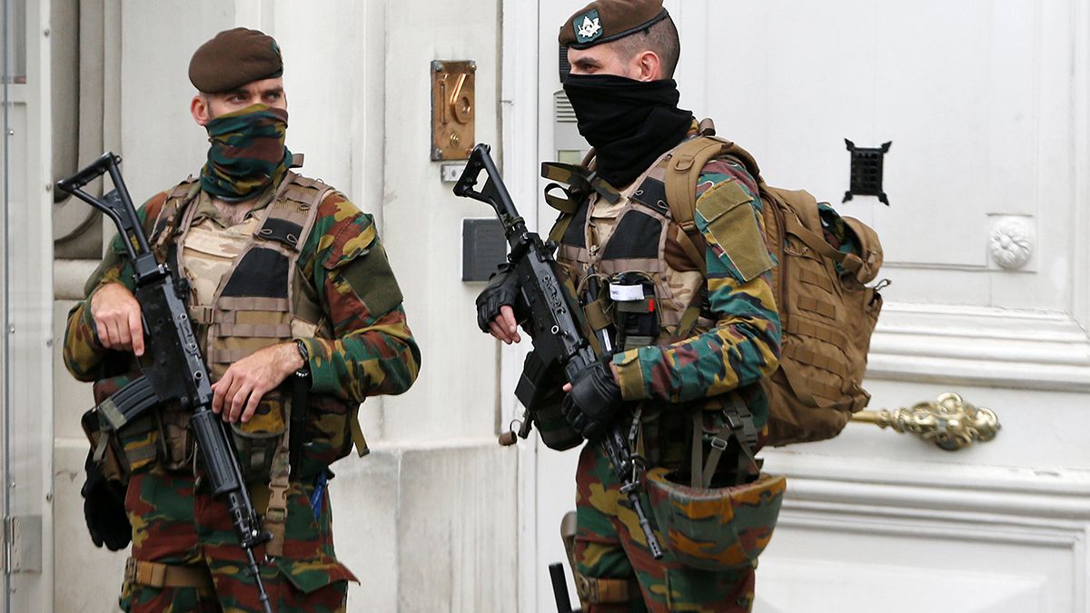 Βέλγιο: Συλλήψεις για αποτροπή τρομοκρατικών επιθέσεων - Στέκια φιλάθλων στις Βρυξέλλες ο στόχος