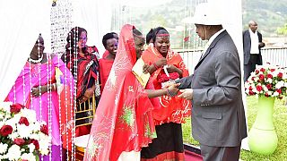 Ugandan bride gets gift of 10 cows from President Museveni