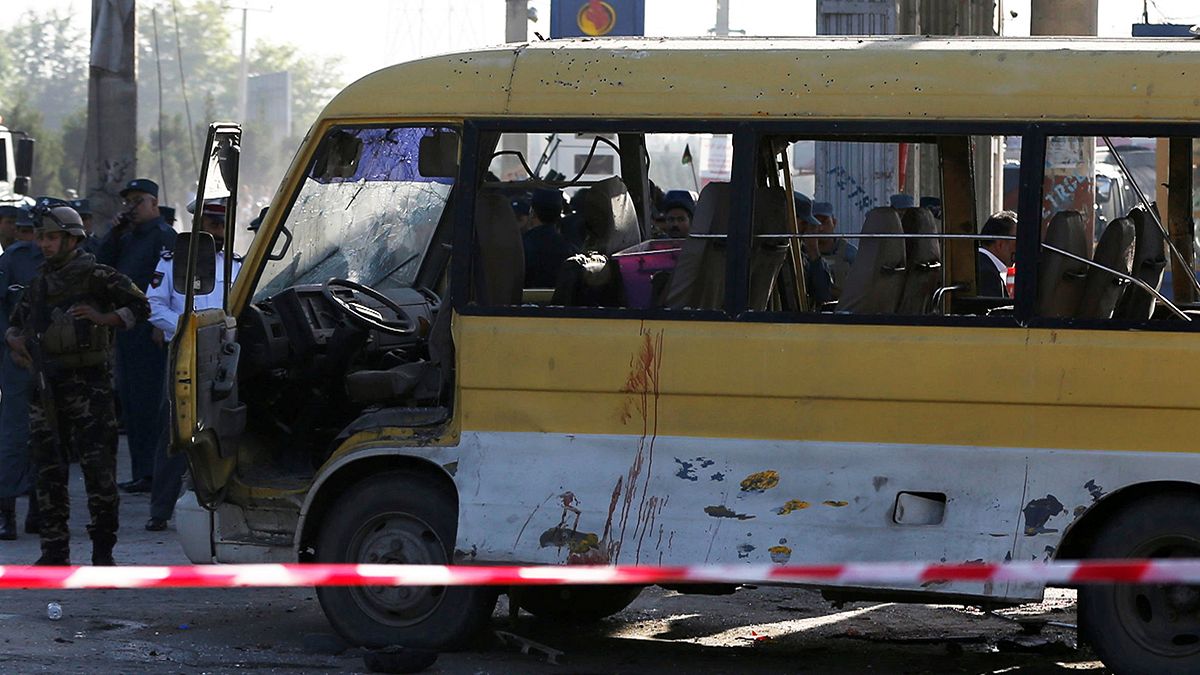 انفجار یک اتوبوس حامل کارکنان دولتی در کابل