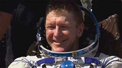 Astronauta britânico regressa à Terra
