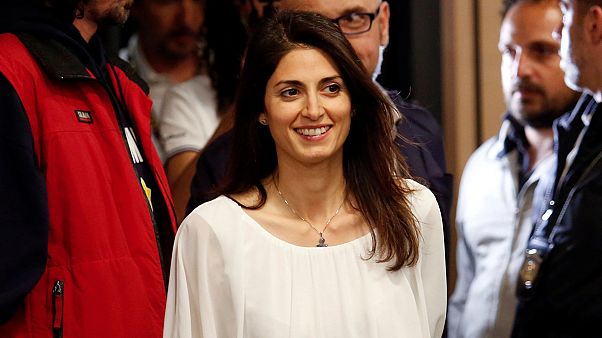 مقابلة مع فيرجينيا رادجي عمدة روما الجديدة مقابلة مع فيرجينيا رادجي عمدة روما الجديدة