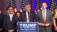 Trump kampanya yöneticisini kovdu, Clinton torun sevinci yaşadı