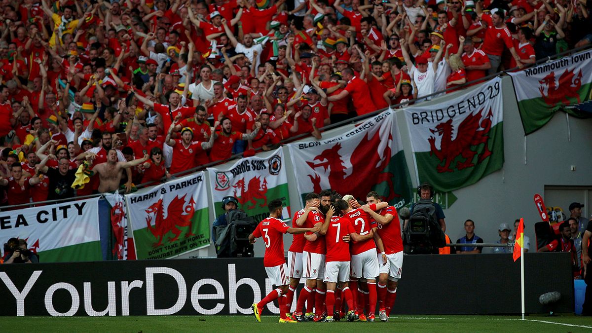 Euro 2016: País de Gales canta de galo