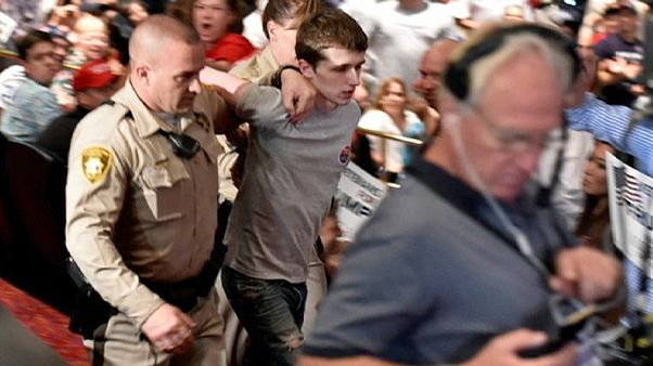 Arrestato giovane che voleva uccidere Trump Arrestato giovane che voleva uccidere Trump