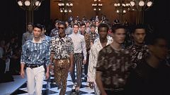 Kısa paça ve yırtık kotlar Milano Moda Haftası'nda