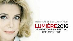 Deneuve en pleine Lumière !