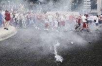 بازداشت تعدادی از طرفداران تیم فوتبال لهستان توسط پلیس فرانسه