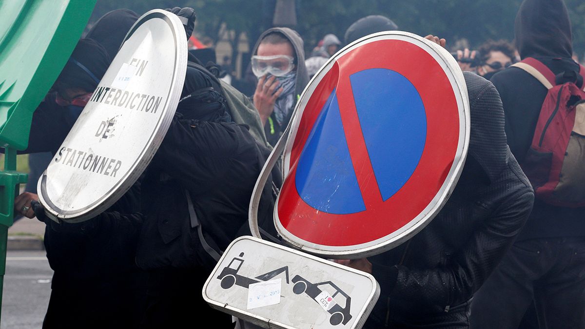 Betiltott egy munkajogi reform elleni tiltakozást a francia rendőrség