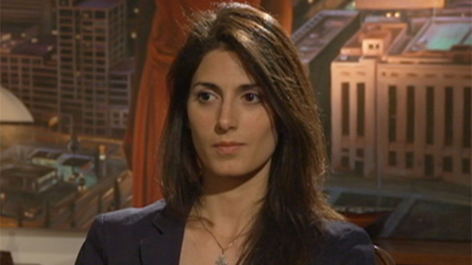 Raggi: Campi rom, olimpiadi e reddito di cittadinanza