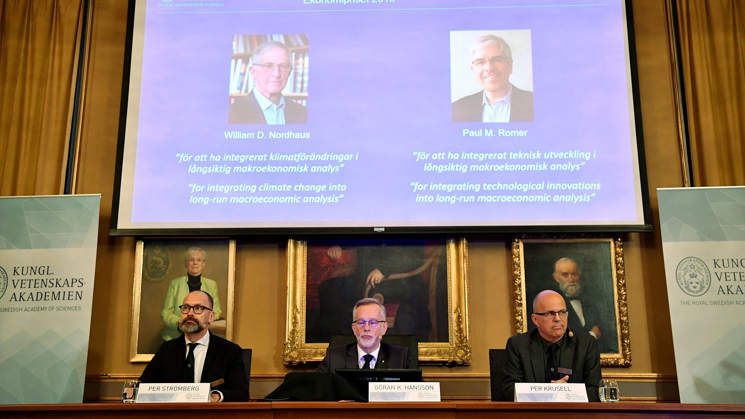 Image: Per Stromberg, Goran K. Hansson and Per Krusell annonce the laureate