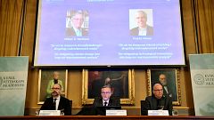 Image: Per Stromberg, Goran K. Hansson and Per Krusell annonce the laureate