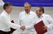 В Гаване подписано соглашение о прекращении полувековой гражданской войны в Колумбии