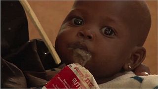 Niger : ''Plumpy nut'', une pâte contre la malnutrition