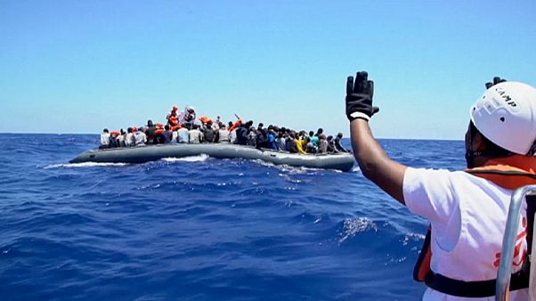 5000 migrants sauvés en mer... En un seul jour 5000 migrants sauvés en mer... En un seul jour