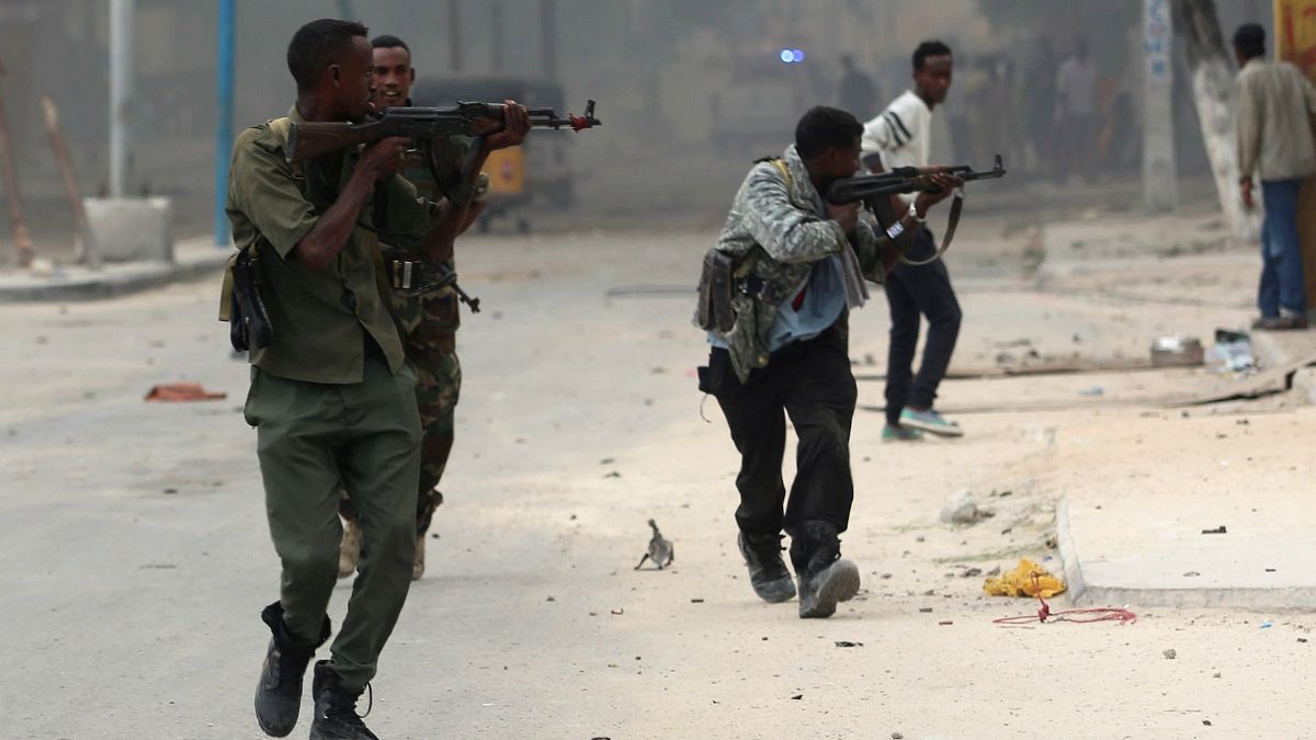 Террористы напали на отель в Сомали: 15 погибших