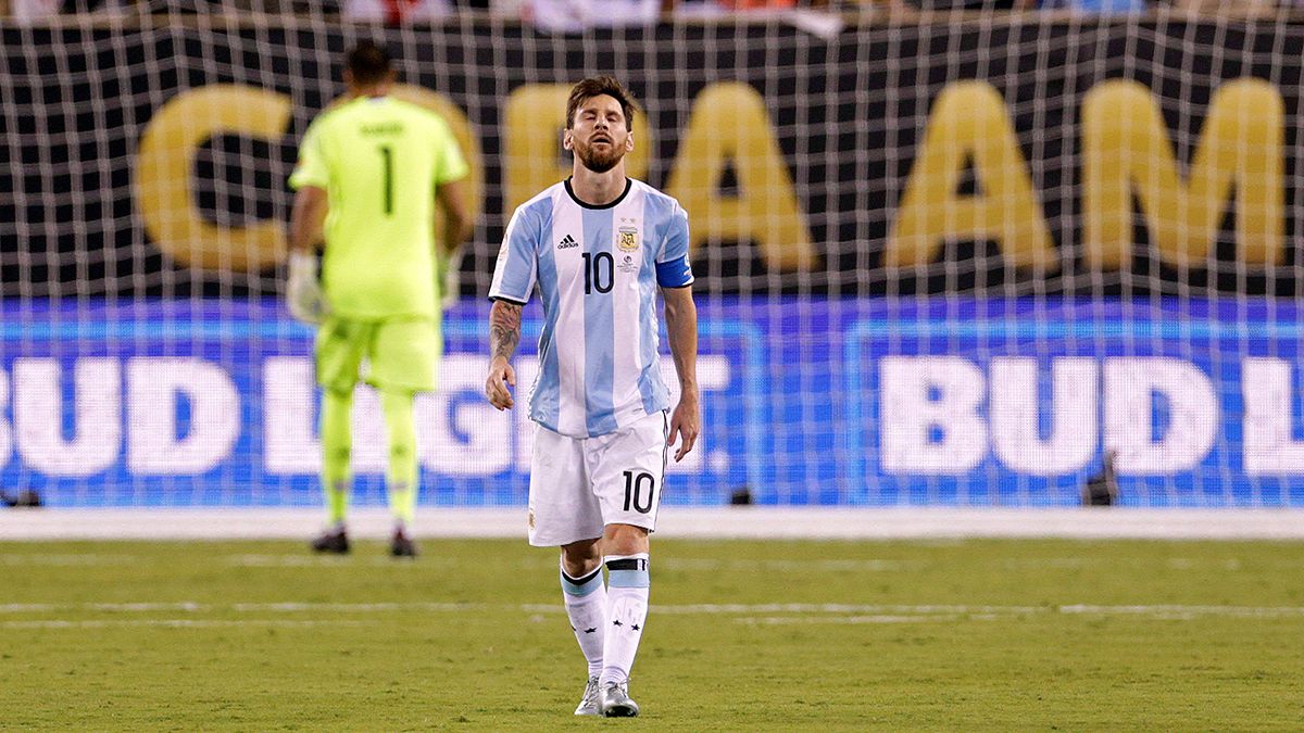لیونل مسی بازنشستگی خود را از تیم ملی فوتبال آرژانتین اعلام کرد