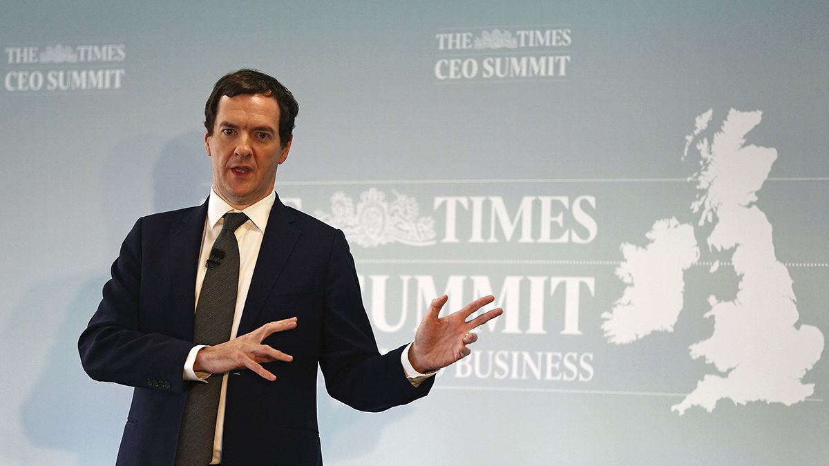 Osborne avanza más austeridad e impuestos para los británicos, el día que en las bolsas se calman