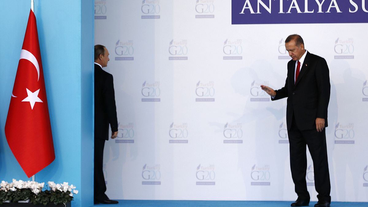 Pace fatta tra Putin e Erdogan: via le sanzioni nel settore turistico contro Ankara
