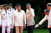 Filipinler'in yeni Devlet Başkanı Duterte yemin etti