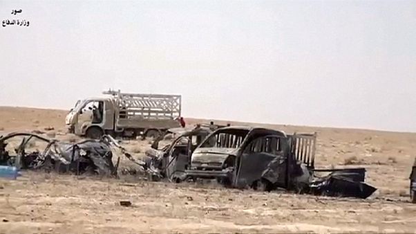 Irak: lebombázták az Iszlám Állam járműkonvoját Irak: lebombázták az Iszlám Állam járműkonvoját