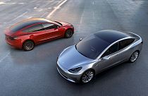 Autopilot : Tesla visé par une enquête après la mort d'un automobiliste