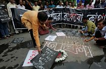 Italia in lutto per le 9 vittime a Dacca